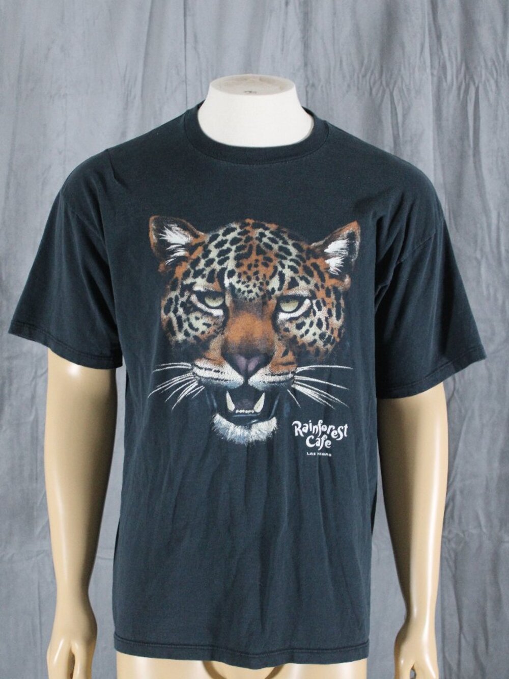Graphic T-shirt - Leopard Head Rainforest Cafe - Men's Medium